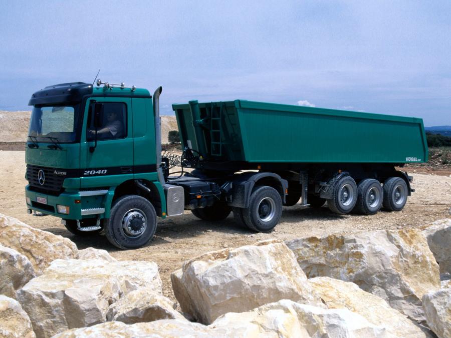  Mercedes-Benz Actros 2040 1997 года  (фото 3 из 12)